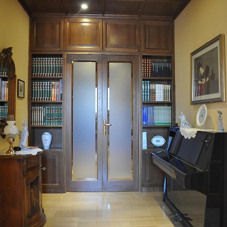 Villa Del Poeta Сульмона Экстерьер фото