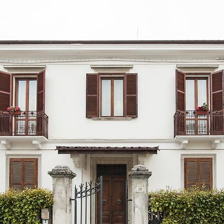 Villa Del Poeta Сульмона Экстерьер фото