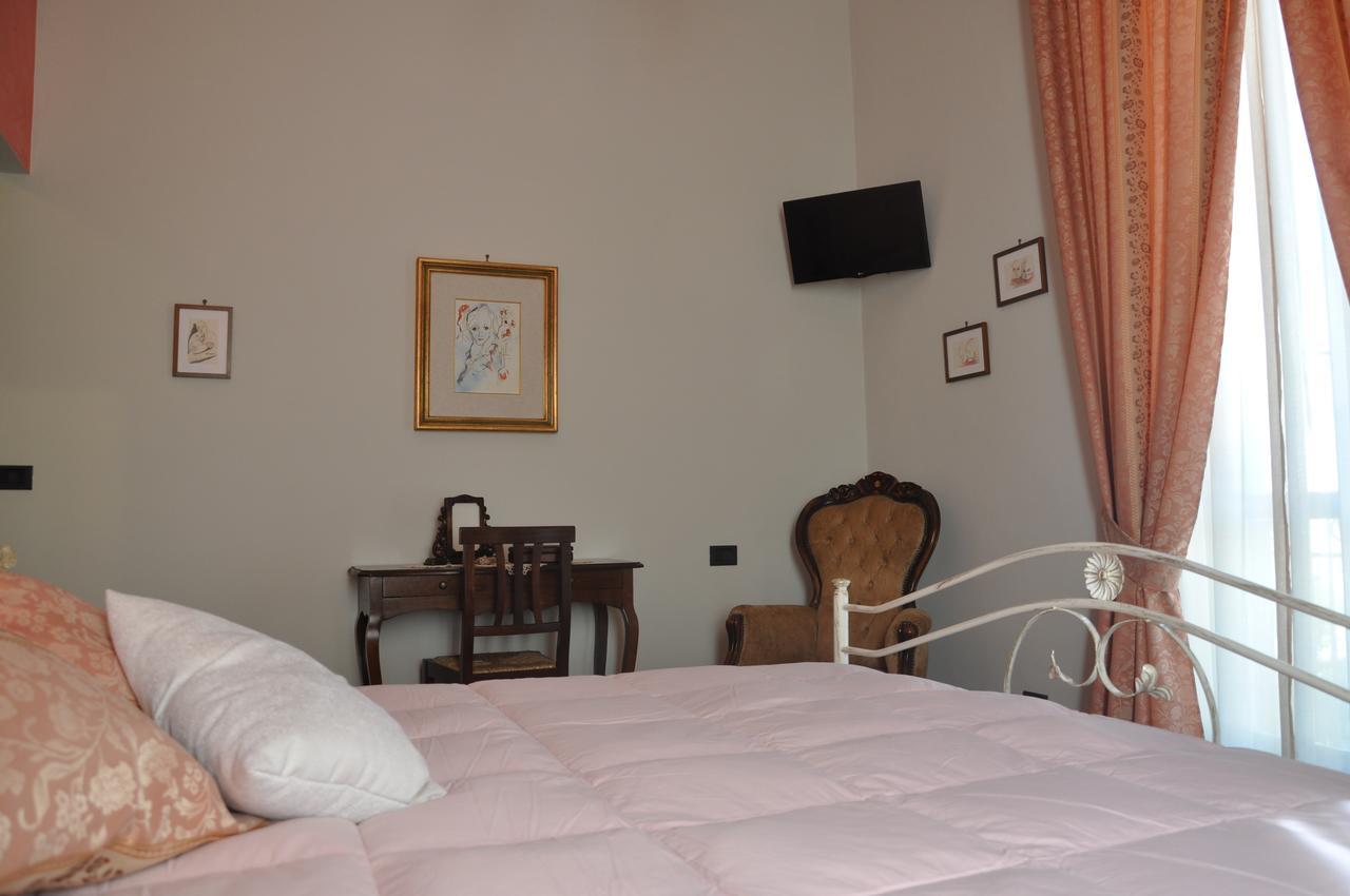 Villa Del Poeta Сульмона Экстерьер фото