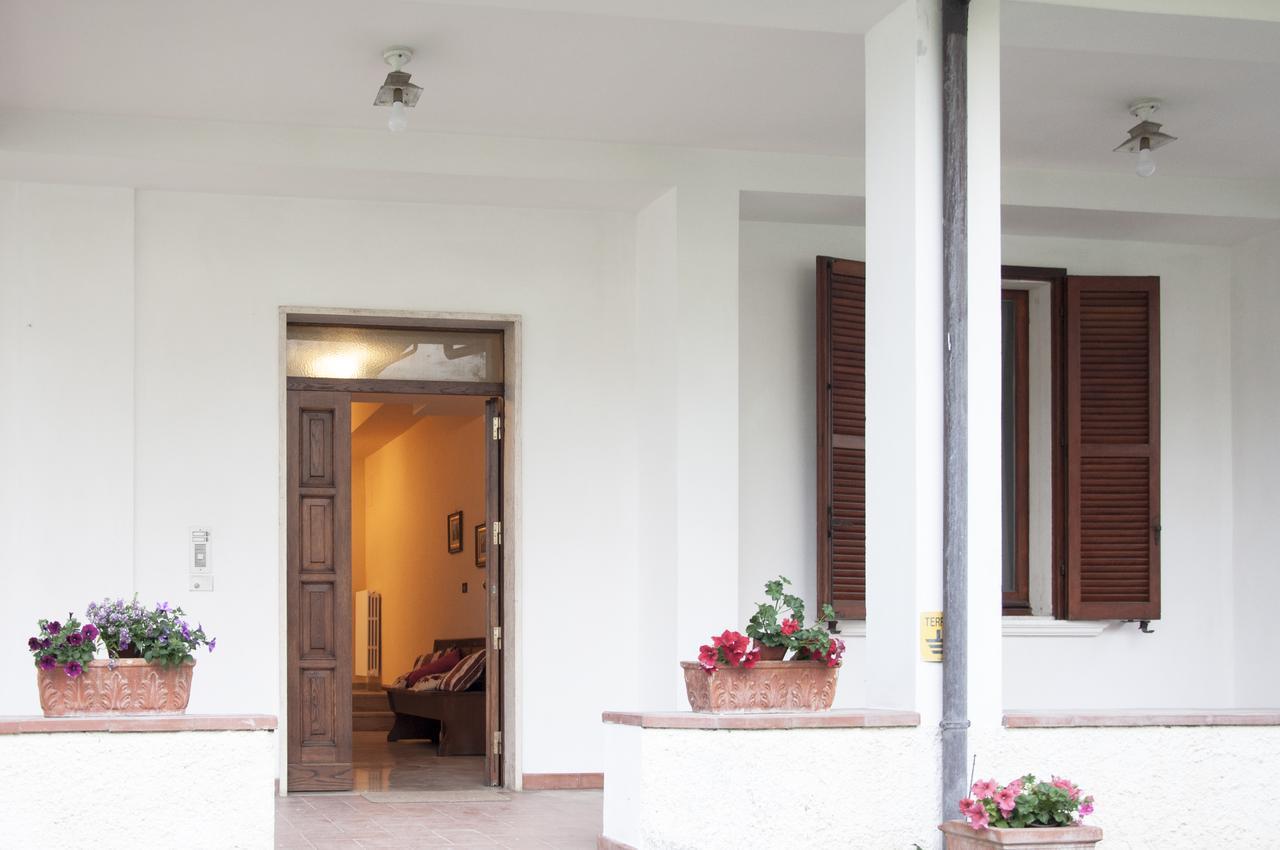 Villa Del Poeta Сульмона Экстерьер фото